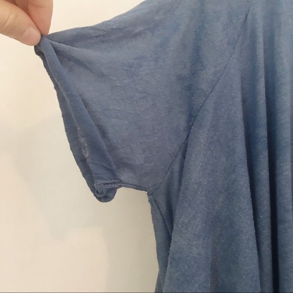 Dana Ashkenazi | Been Livin in the City Tee - Picture 4 of 8